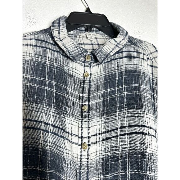 American Eagle Women’s Plaid Flannel Button Down Shirt Navy Blue Size M *Notes - Picture 5 of 14
